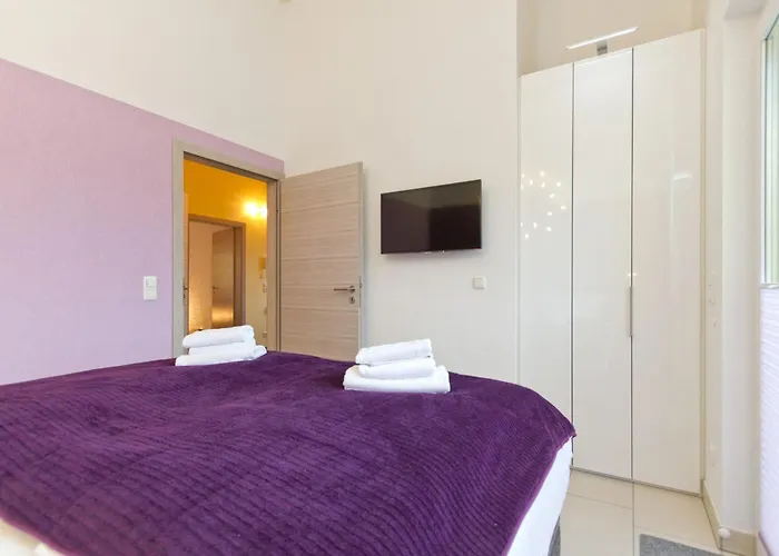 Domizil Am Hang App A06 아파트